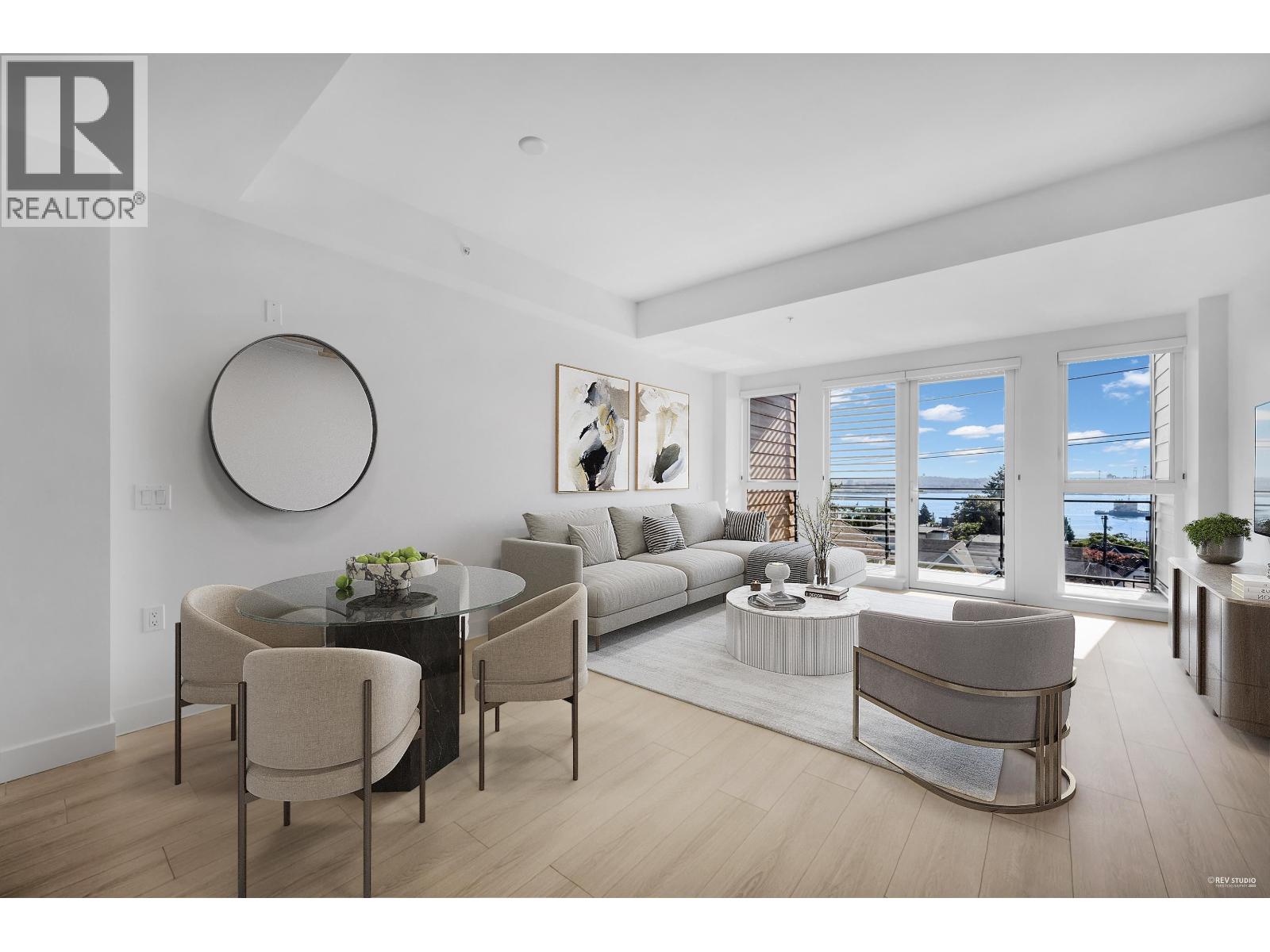 407 422 E 3RD STREET