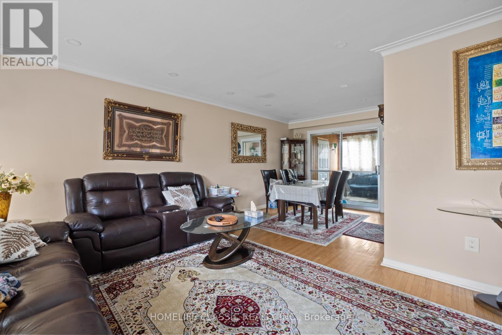 83 JOHN GARLAND BOULEVARD