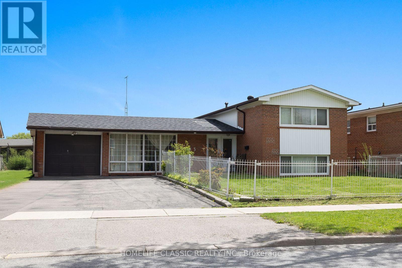 83 JOHN GARLAND BOULEVARD