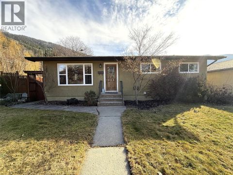 224 Howe Street Nelson BC V1L5M8