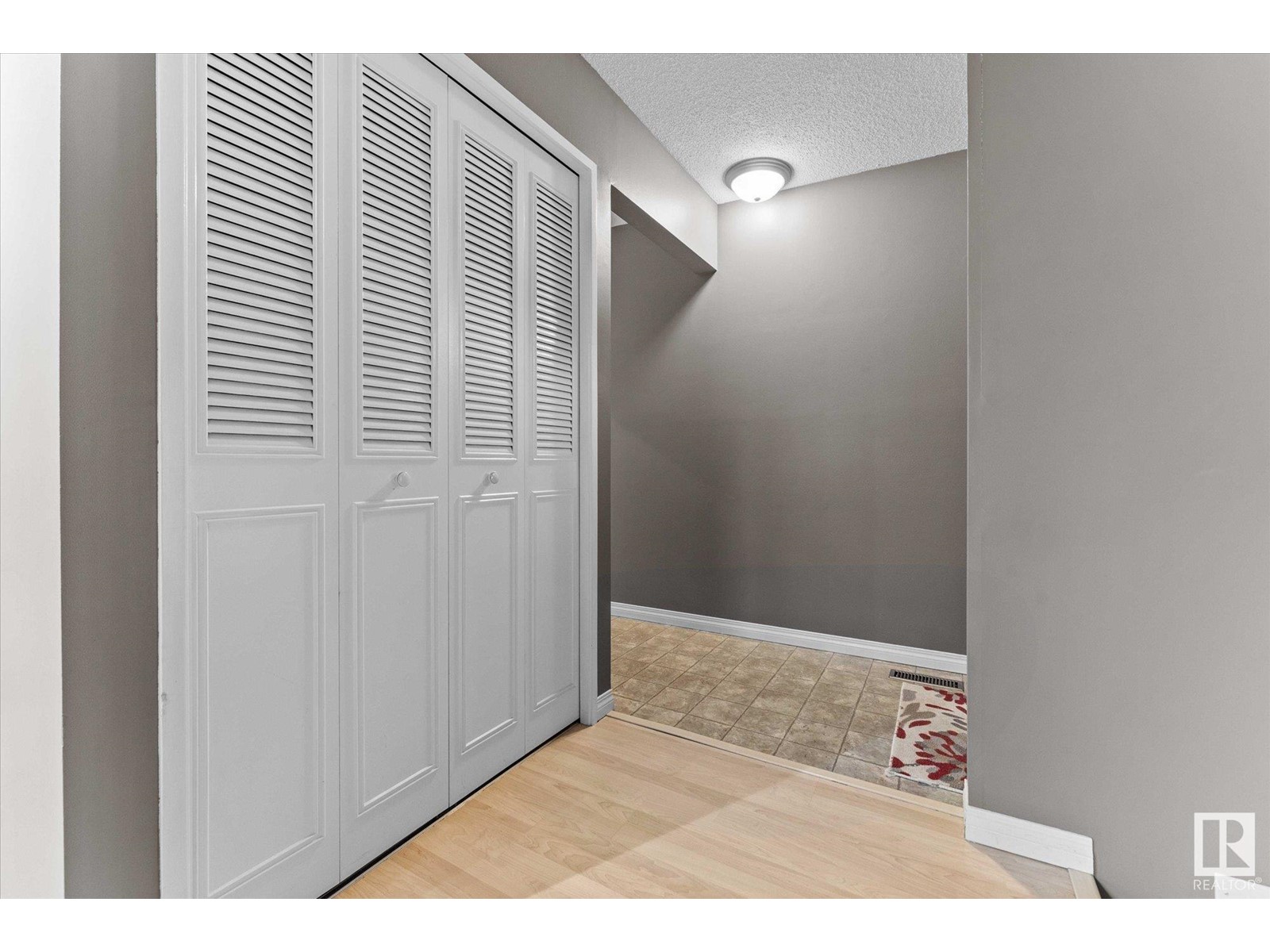 14812 94 ST NW