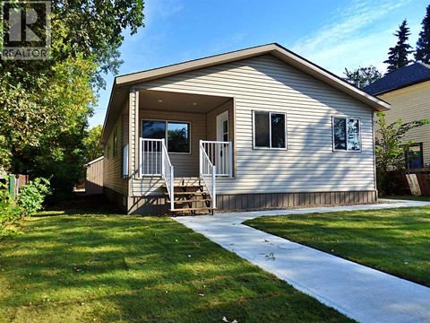 4908 51 Avenue Vermilion AB T9X1T6