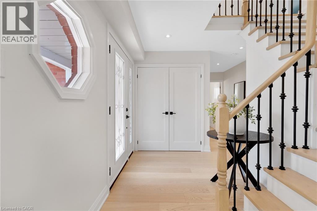 62 GLENVALLEY Drive
