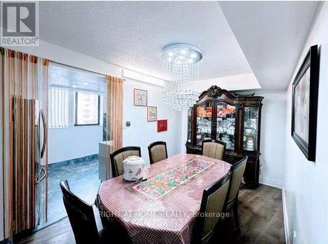 605 - 757 VICTORIA PARK AVENUE