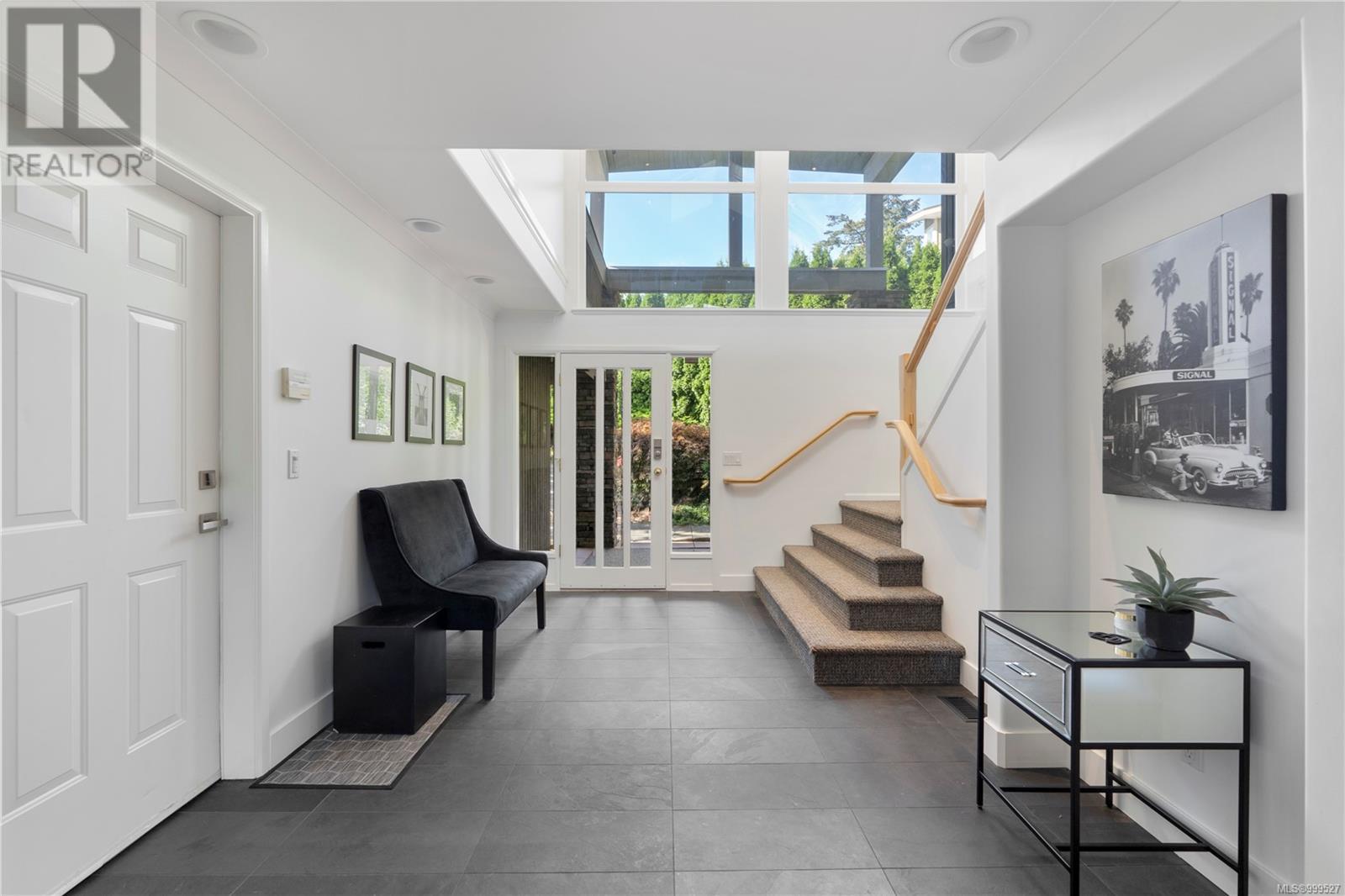 4394 Wildflower Lane