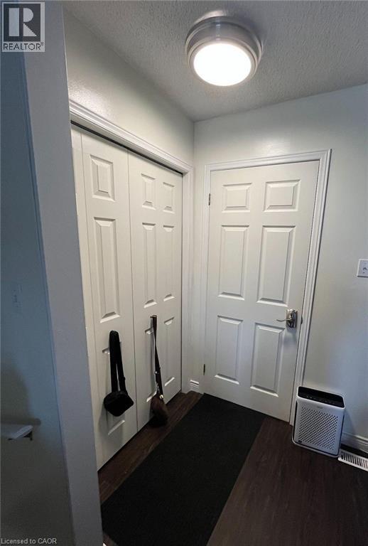 14 OLD ORCHARD Glen Unit# side unit