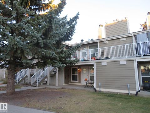 1892 111A ST NW Edmonton AB T6J4T7