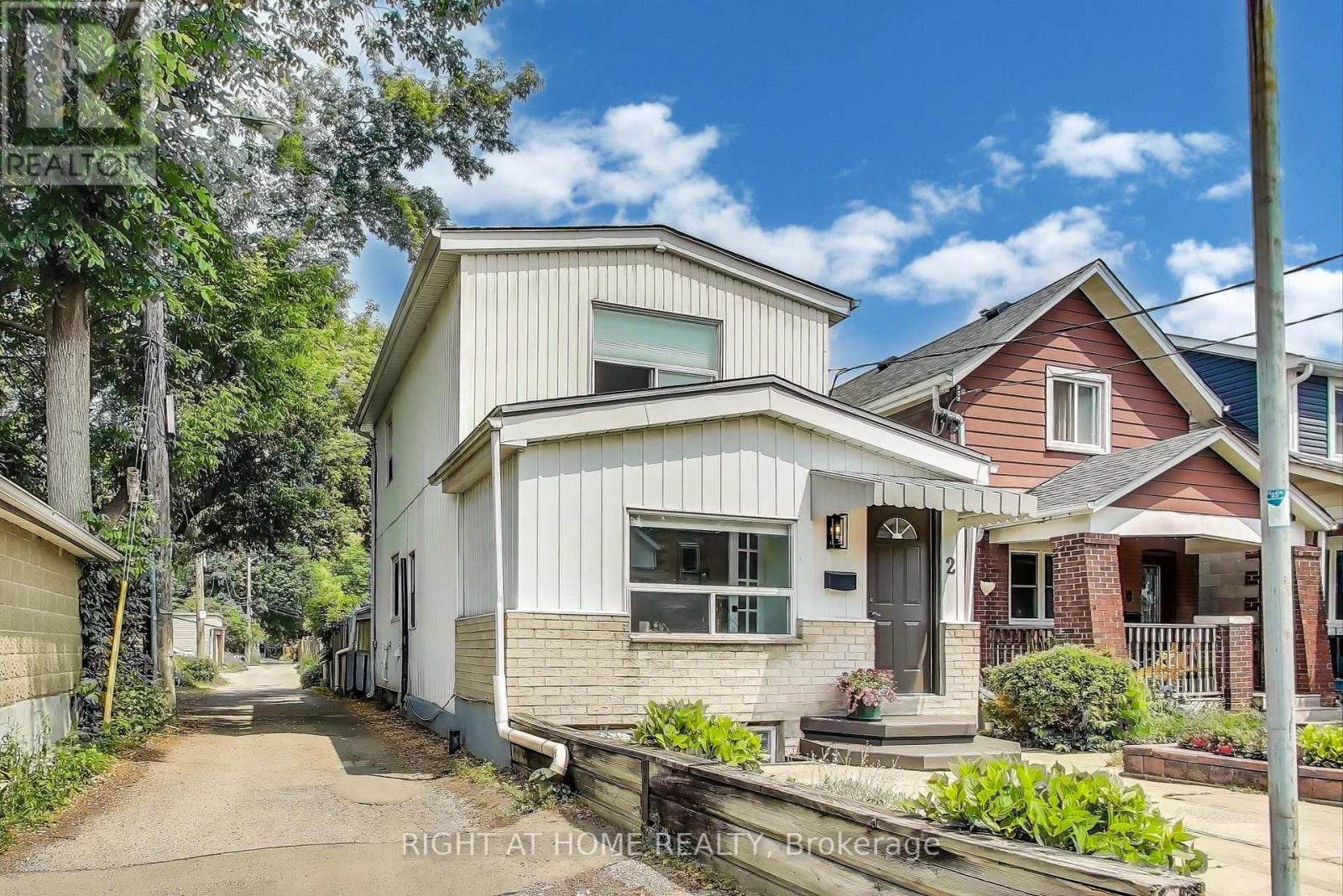2 SUTHERLAND AVENUE