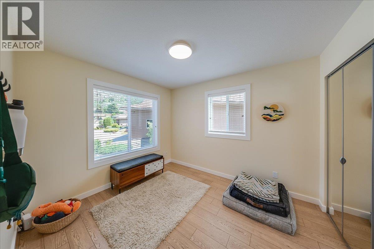1214 Heather Place