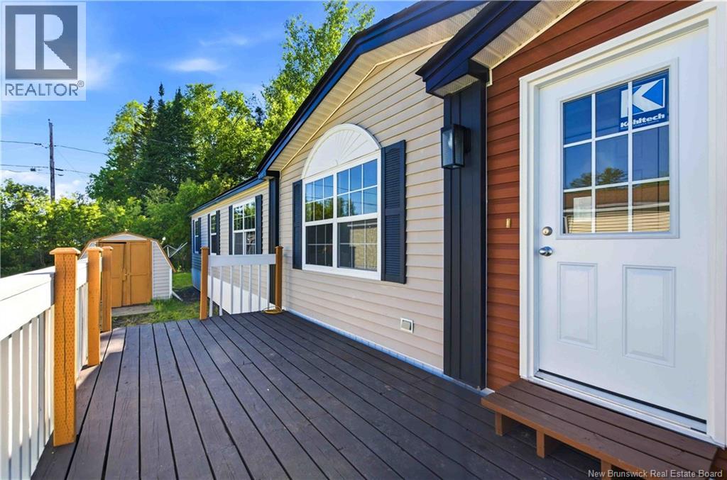 21 Leslee Drive