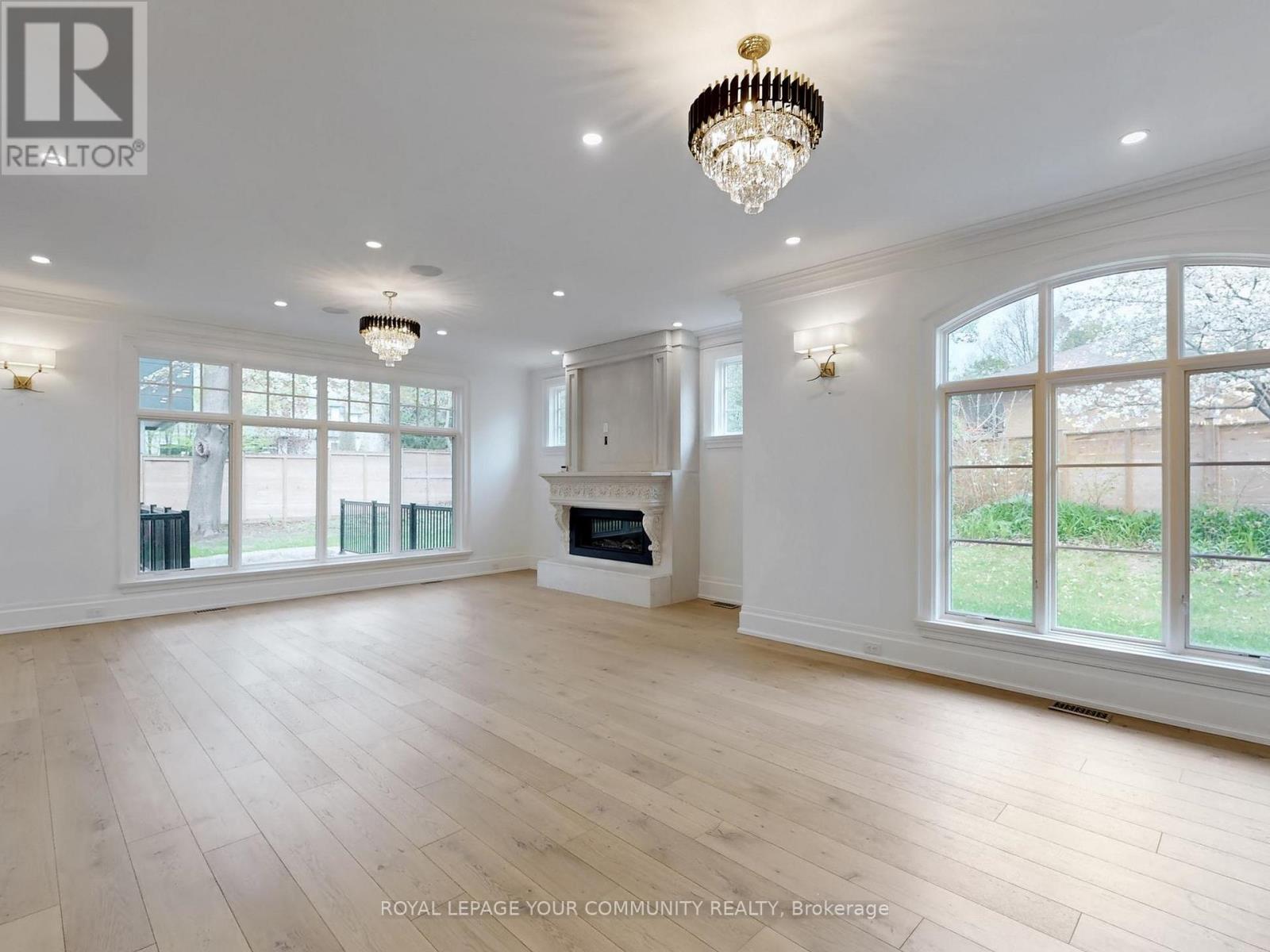1257 LAKESHORE ROAD W