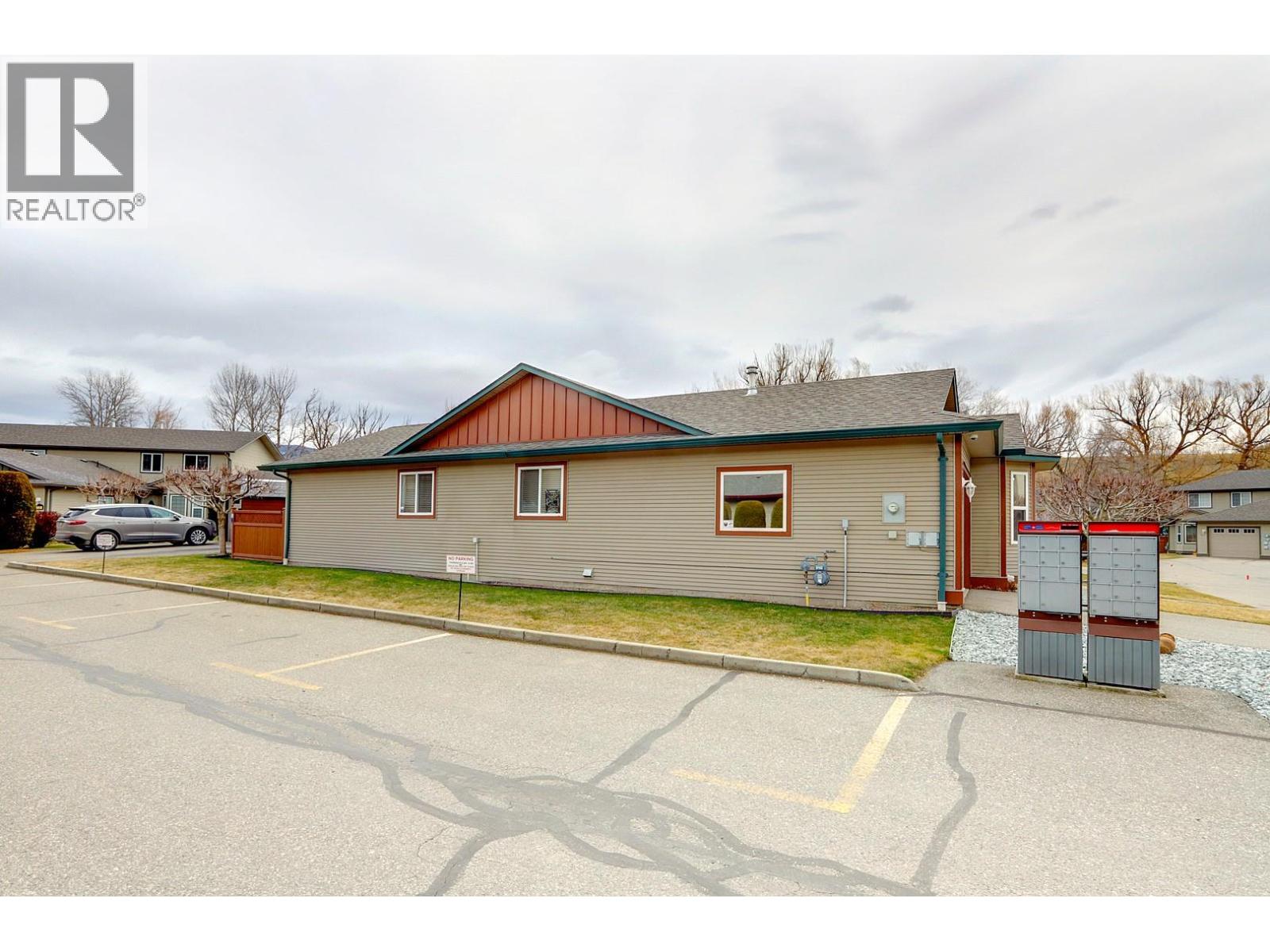 5200 25 Avenue Unit# 14