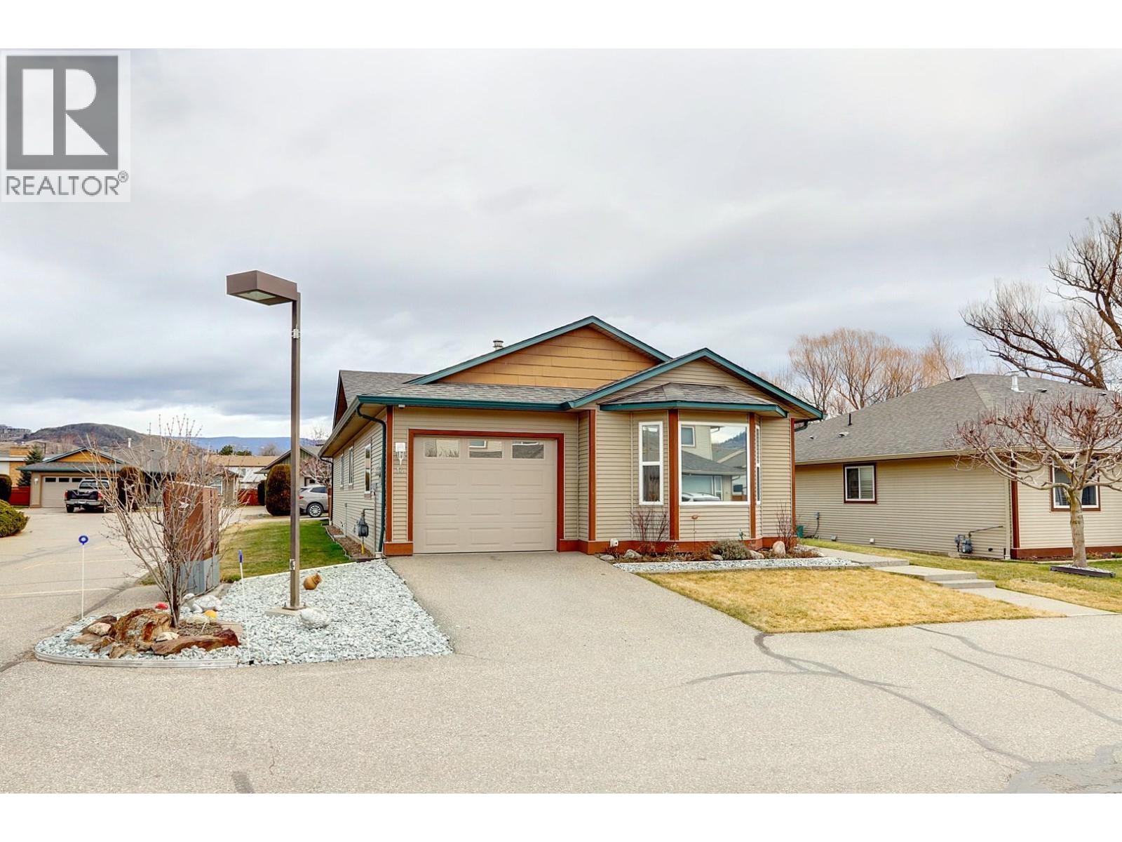 5200 25 Avenue Unit# 14