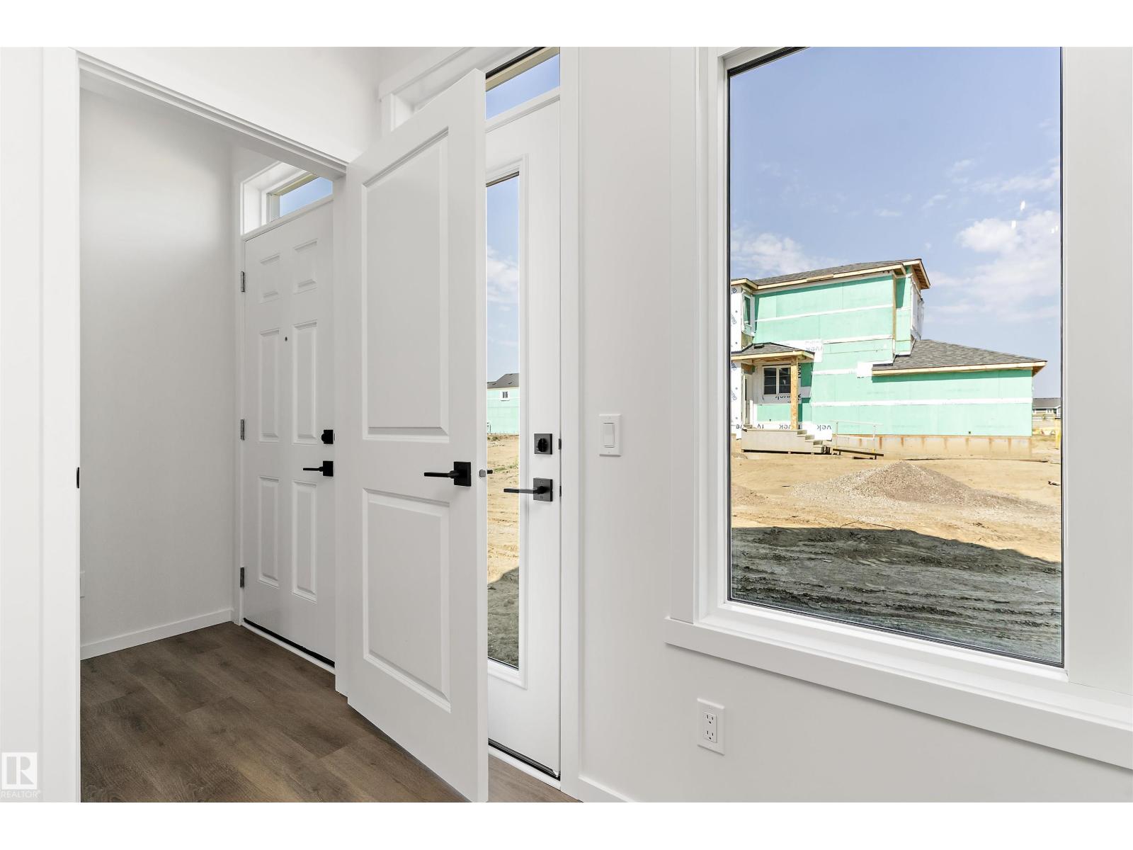 2382 Muckleplum Way SW