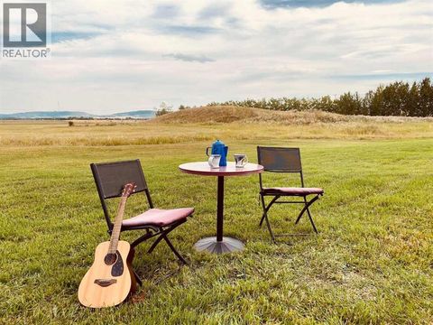 168/172 Ridge Stone Lane Diamond Valley AB T0L0H0