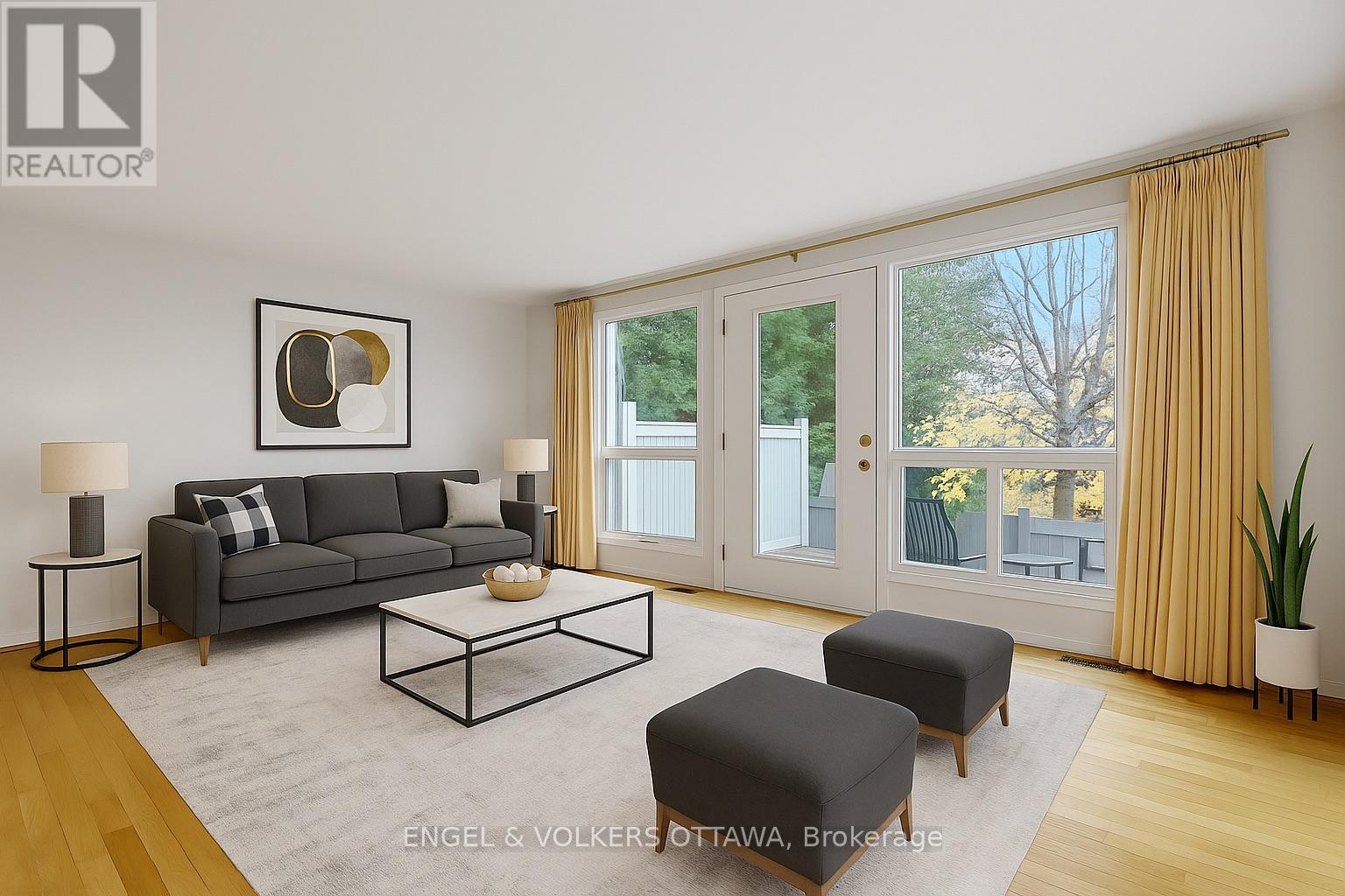 68 - 1947 STONEHENGE CRESCENT