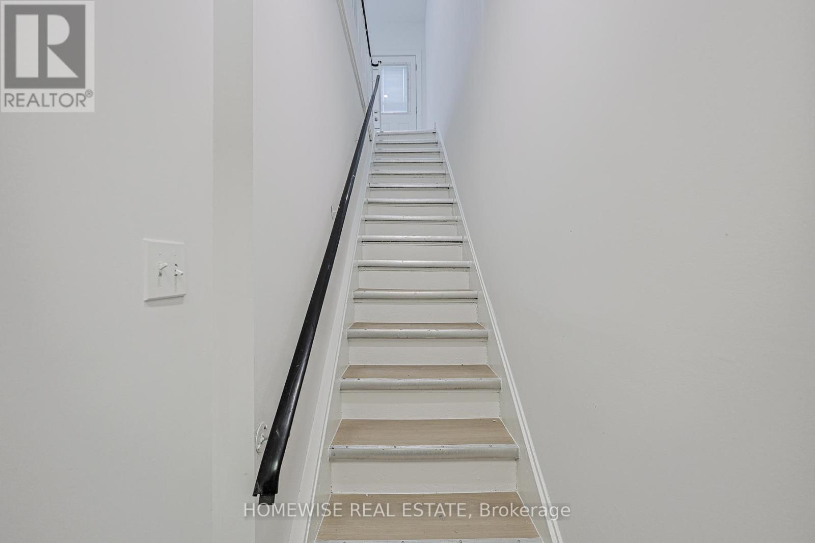 3RD FLOOR - 326 COLLEGE STREET