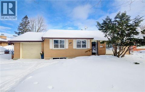 33 ELGINFIELD Drive Guelph ON N1E4E5