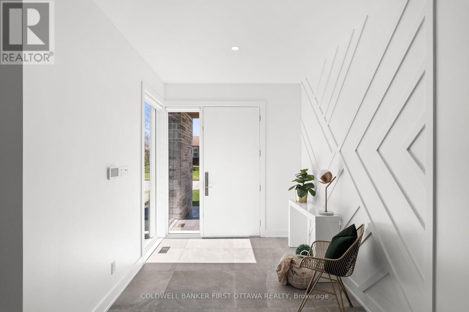 13 BROOK LANE
