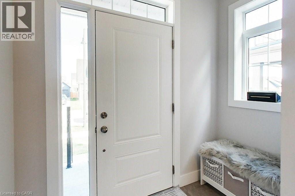 212 COURTLAND Street