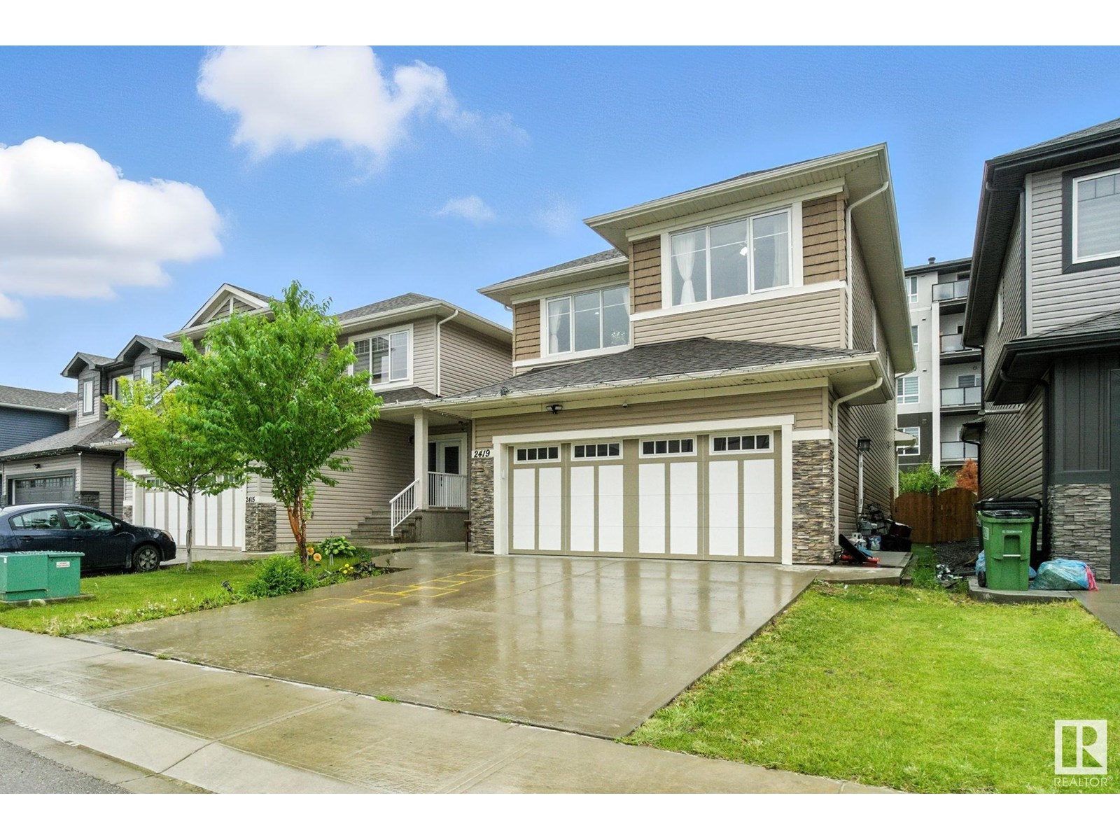 2419 17 AV NW