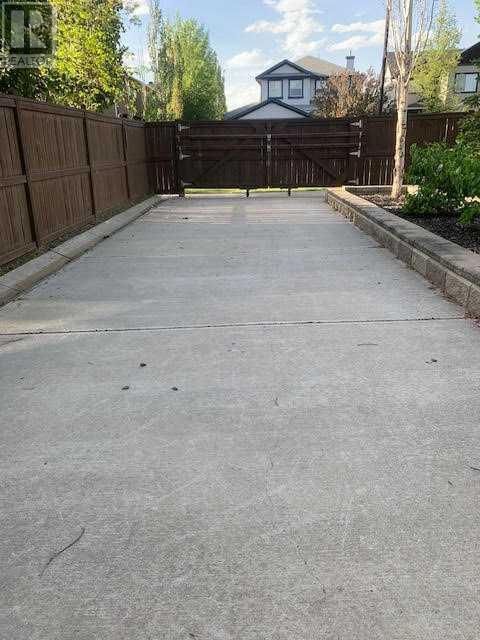 102 West Creek Mews