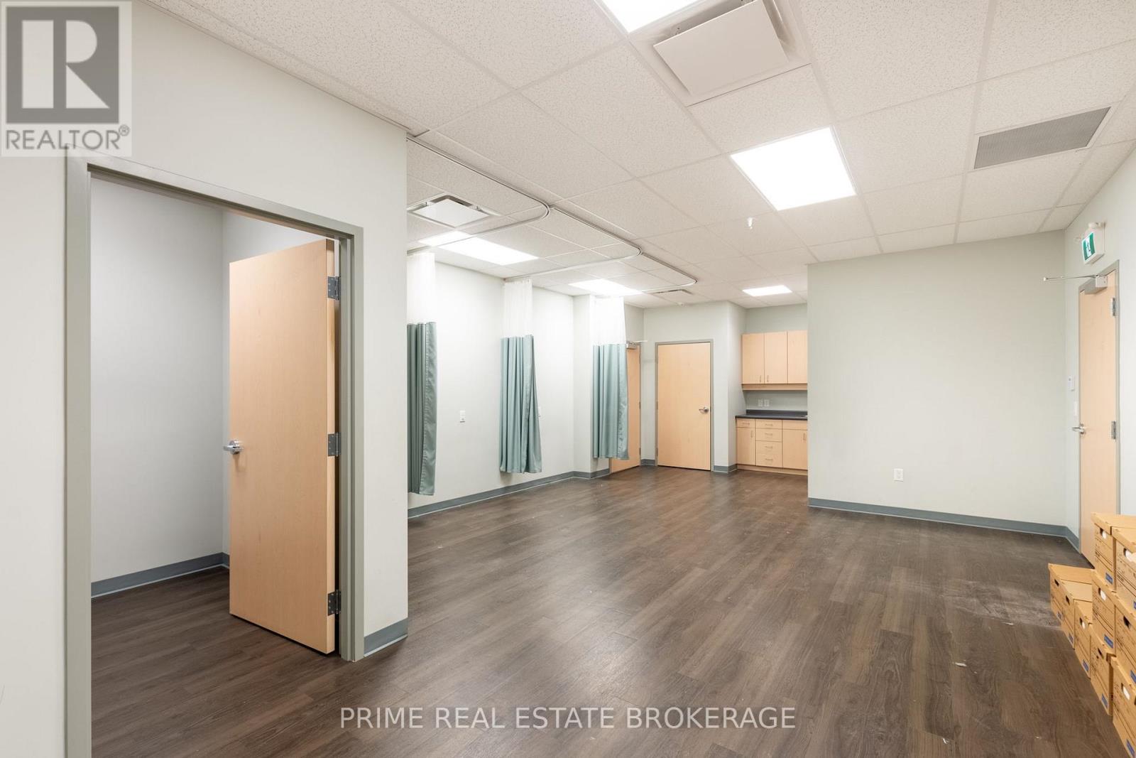 MAIN FLOOR - 268 MAIN STREET