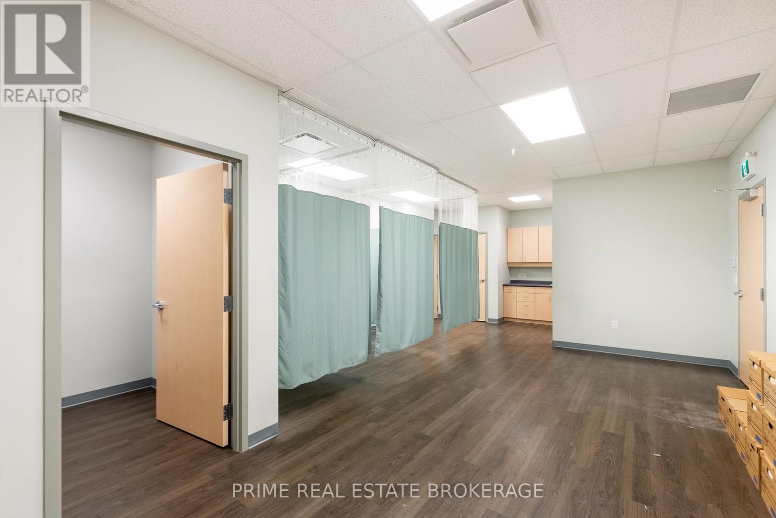 MAIN FLOOR - 268 MAIN STREET