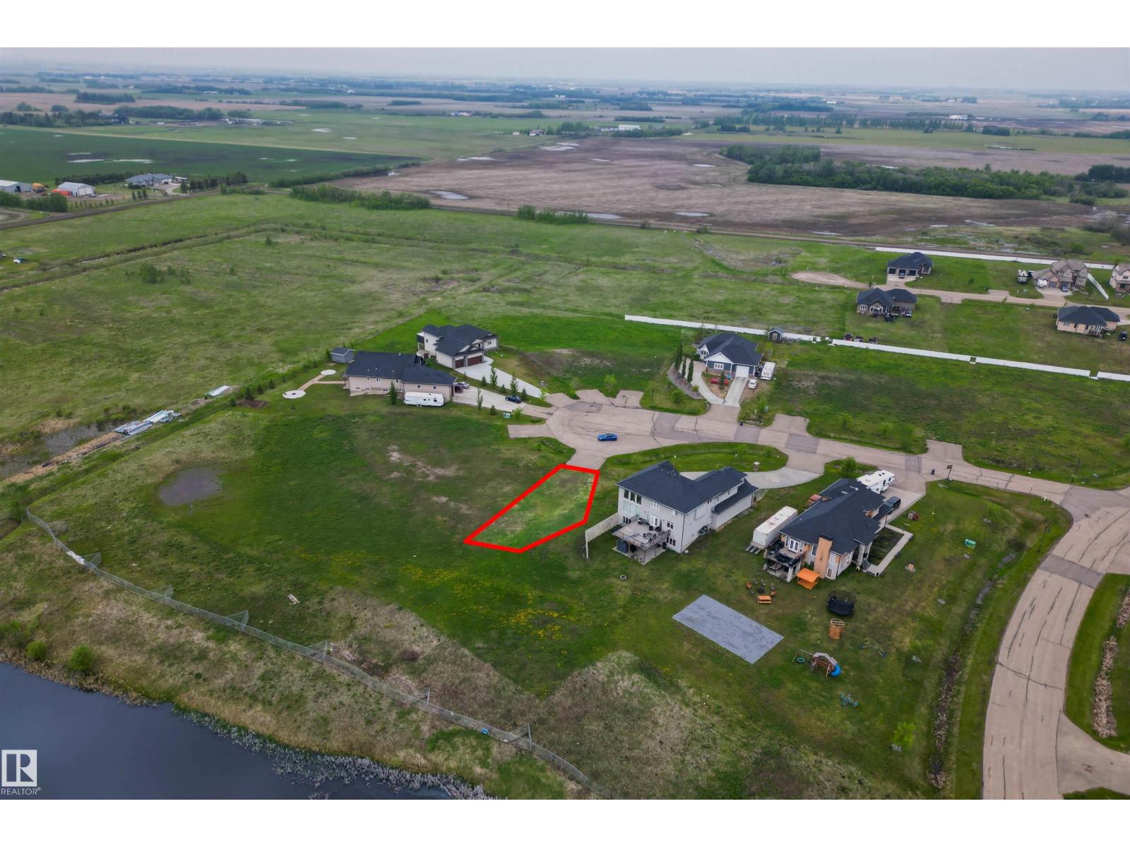 #205 26023 TWP ROAD 544