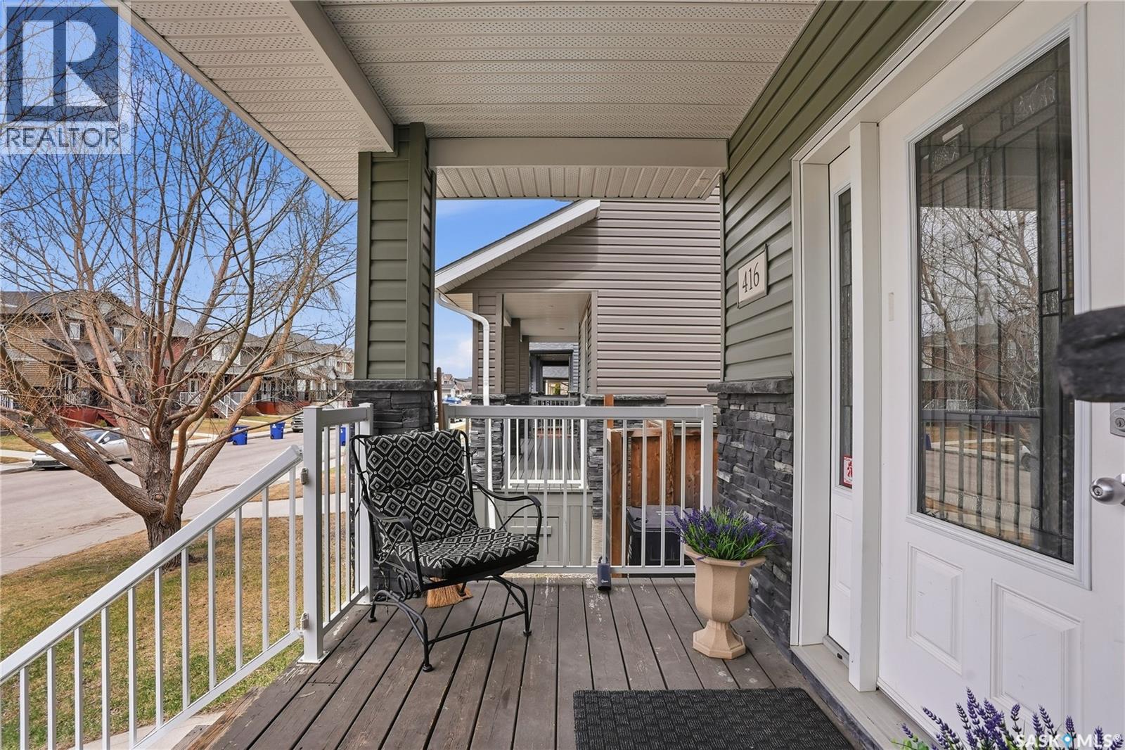 416 Golden Willow WAY