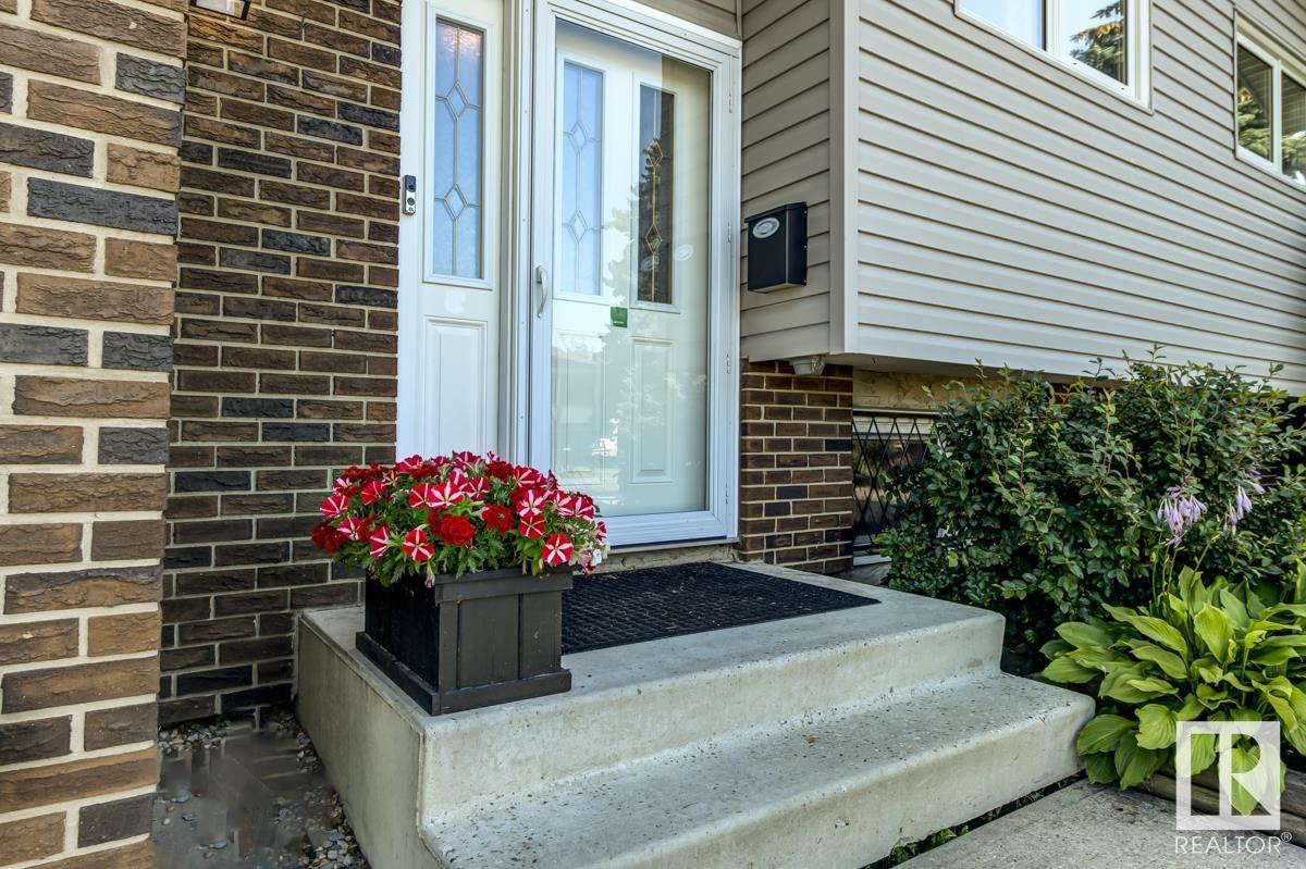 15807 114 ST NW