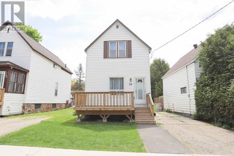 20 Dufferin AVE Sault Ste. Marie ON P6B2N4