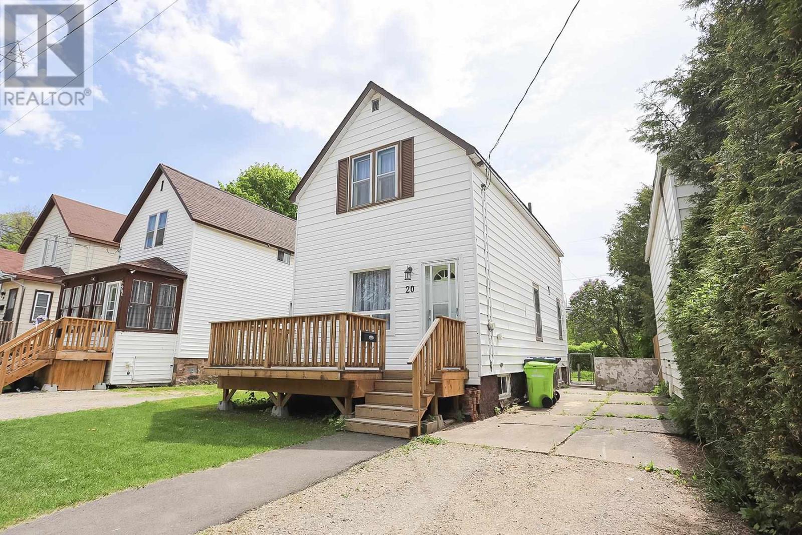 Homes for Sale Sault Ste. Marie 20 Dufferin AVE