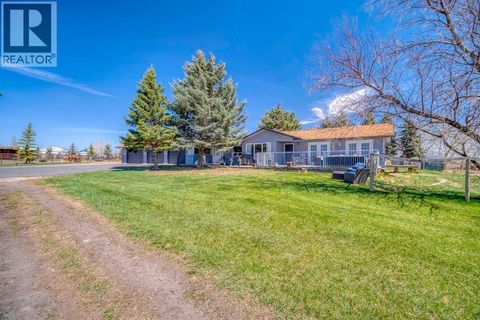 354142 48 Street E Rural Foothills County AB T1S0R3