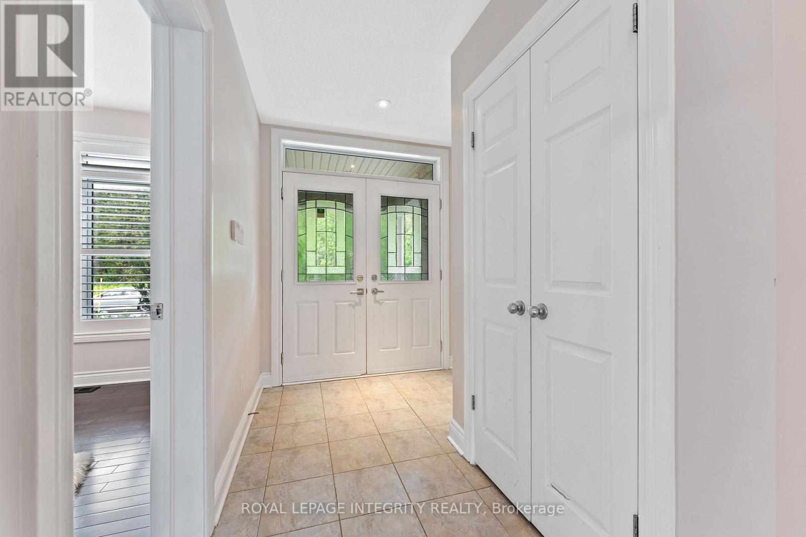 357 LANGRELL CRESCENT