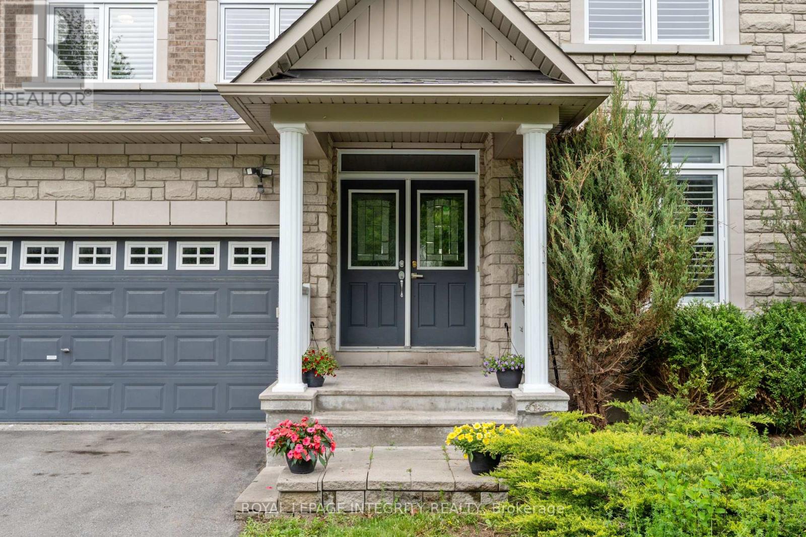 357 LANGRELL CRESCENT