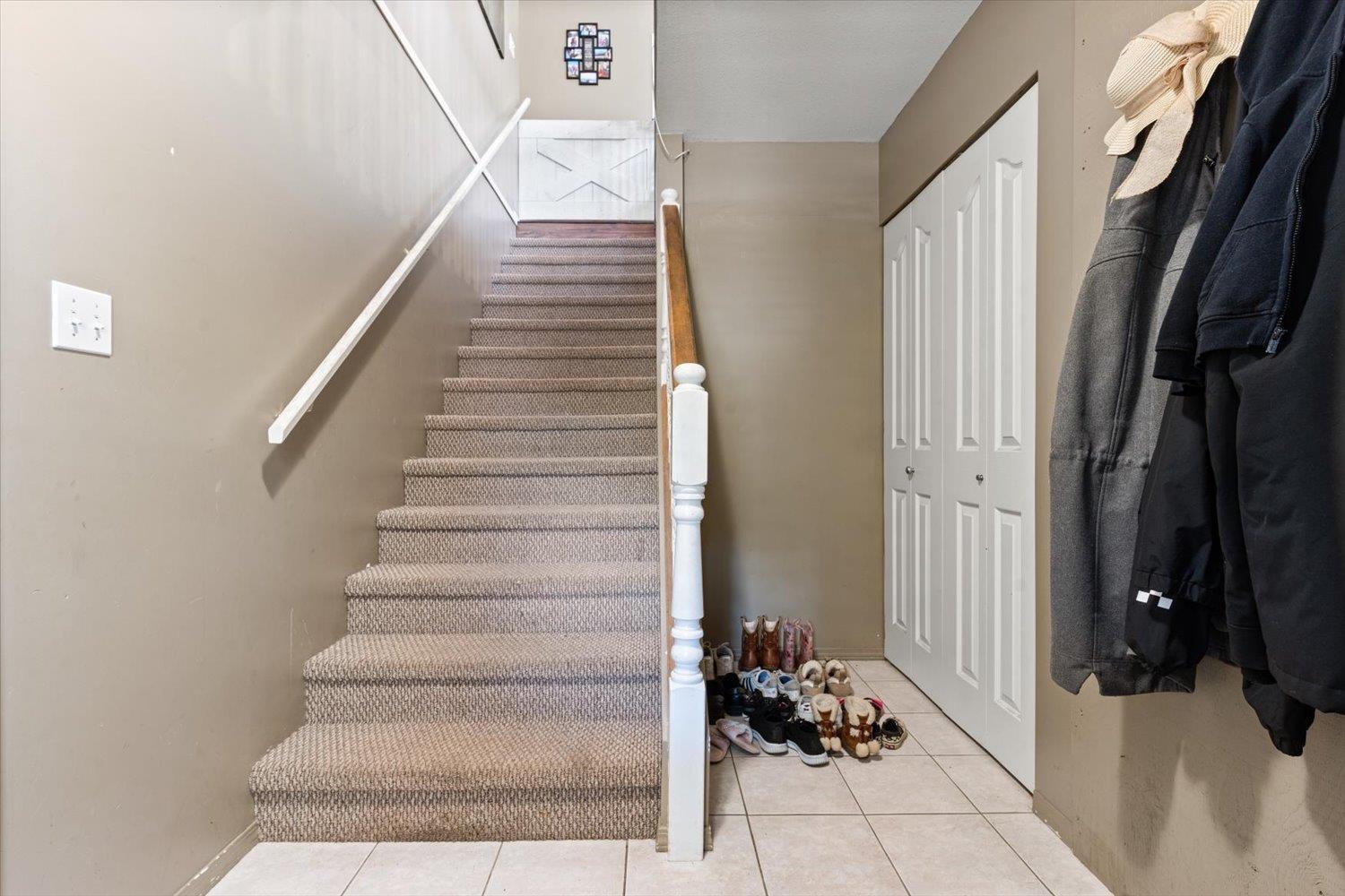 5711 WINCHESTER PLACE|Vedder Crossing
