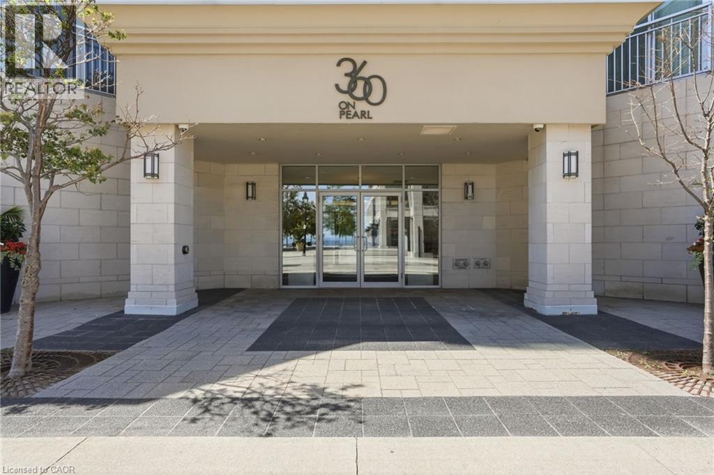 360 PEARL Street Unit# 1302