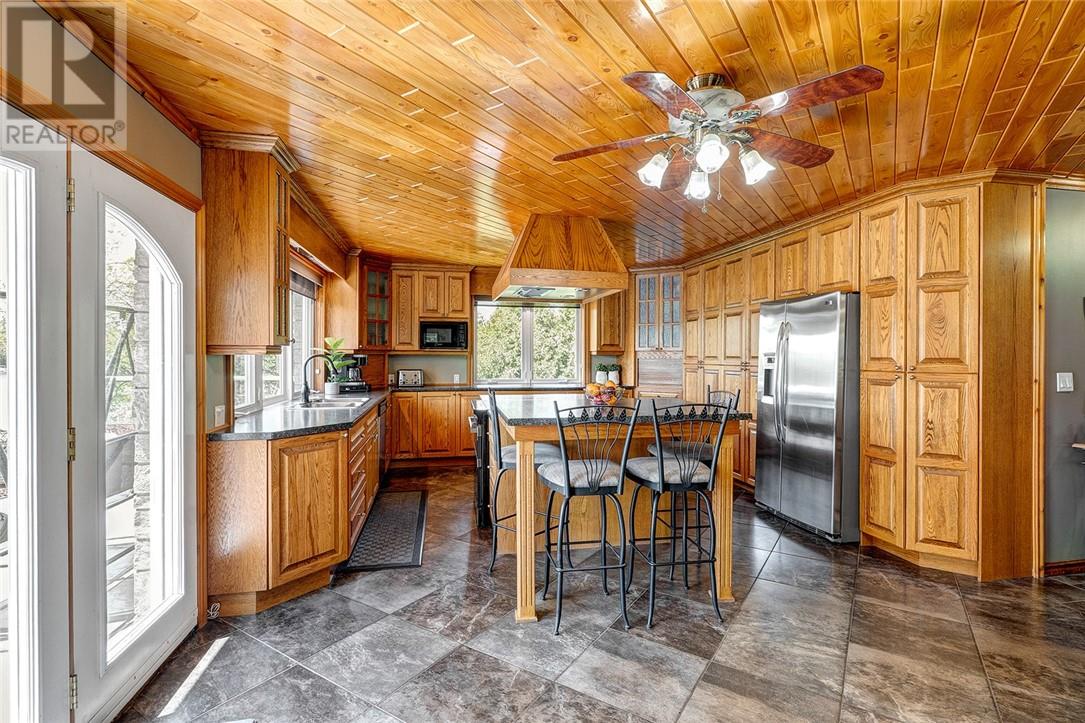366 Northshore Road