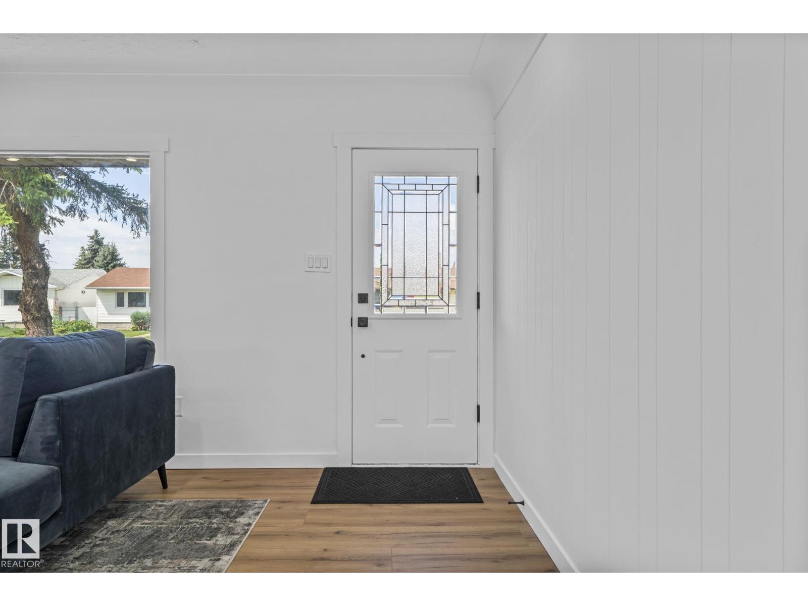 13123 85 ST NW