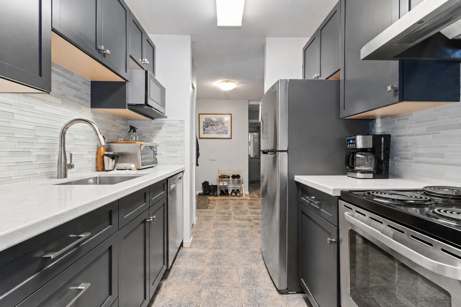 237 1783 AGASSIZ-ROSEDALE NO 9 HIGHWAY|Agassiz