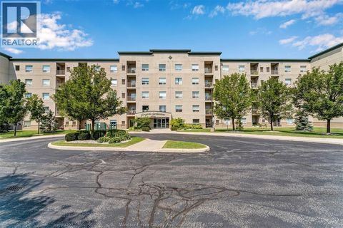 5000 WYANDOTTE Unit# 404 Windsor ON N8Y5B8