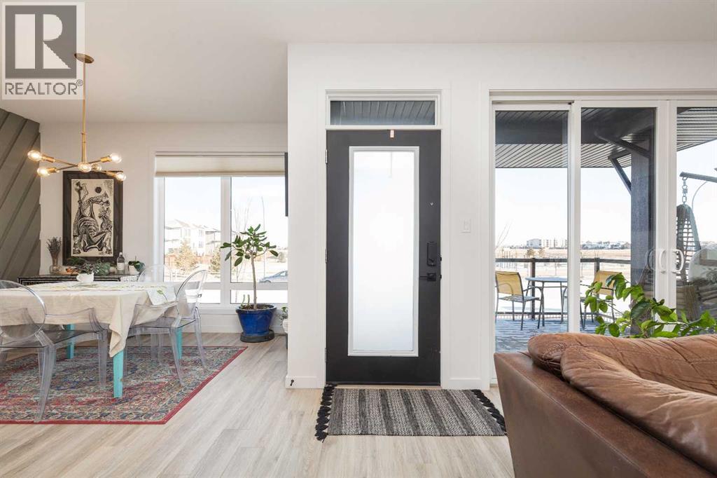 308 Grassland Boulevard W