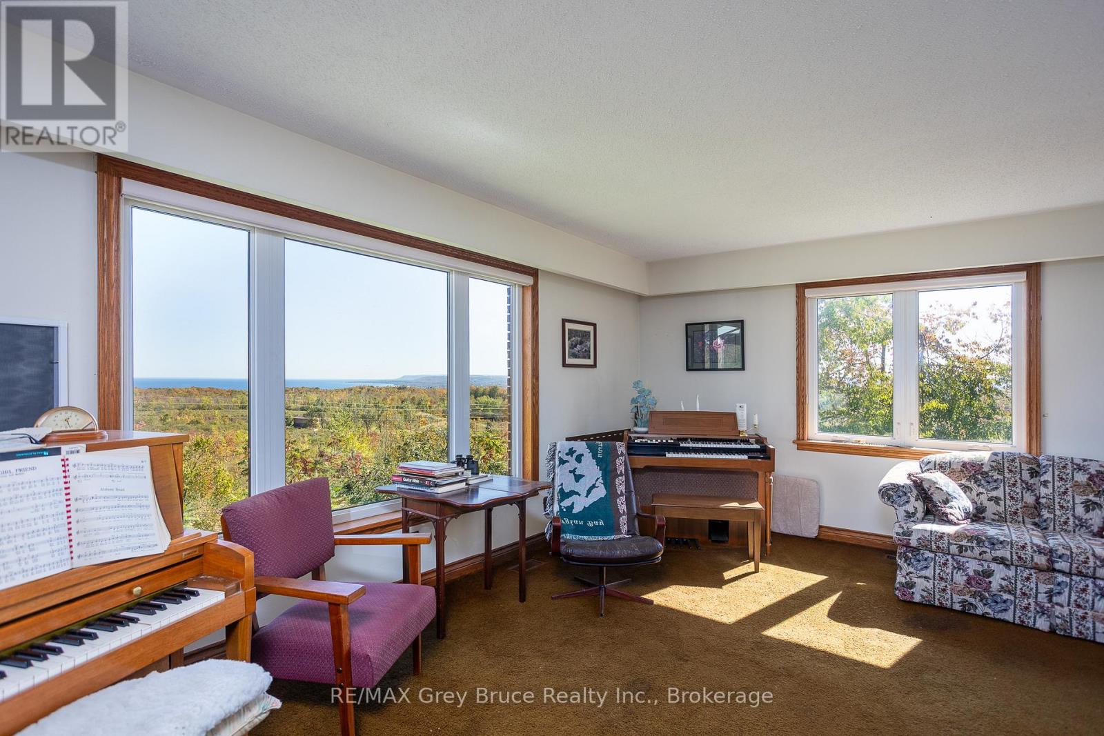 138558 GREY ROAD 112 N