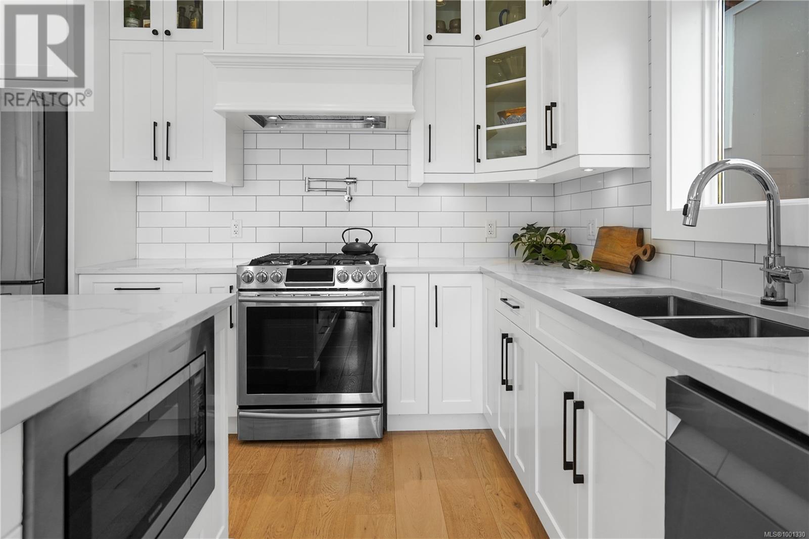 309 Cadillac Ave