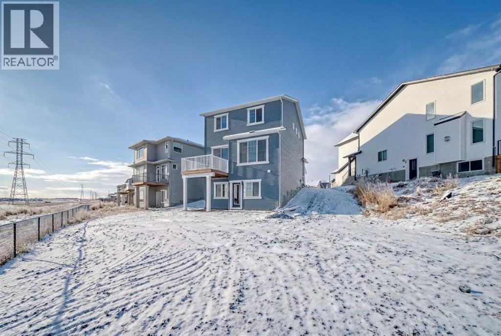 110 Hotchkiss Manor SE