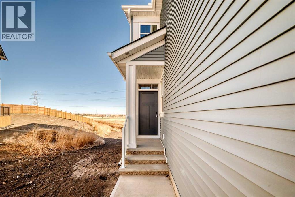 110 Hotchkiss Manor SE