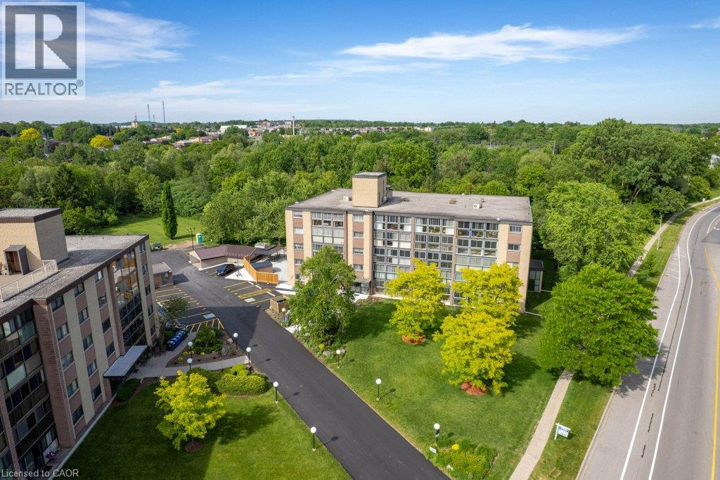 400 CHAMPLAIN Boulevard Unit# 406
