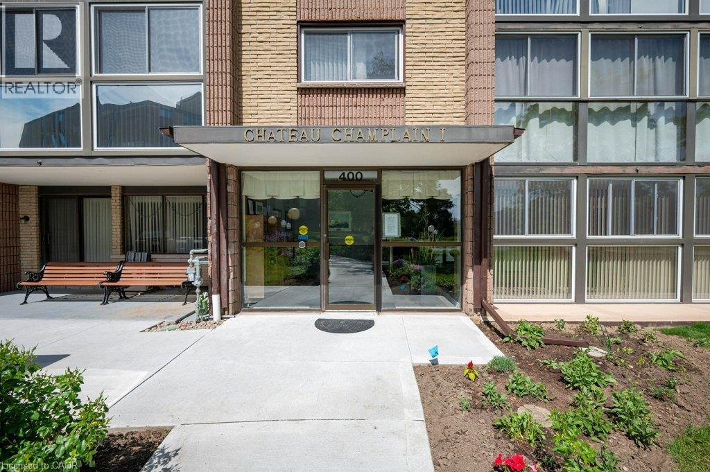 400 CHAMPLAIN Boulevard Unit# 406
