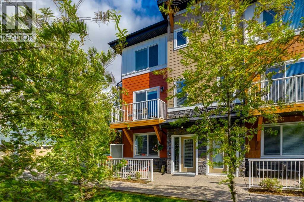 17, 111 Rainbow Falls Gate